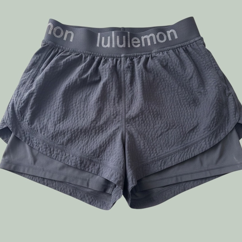 Lululemon Logo Waistband High-Rise Training Shorts wide waistband built-in liner